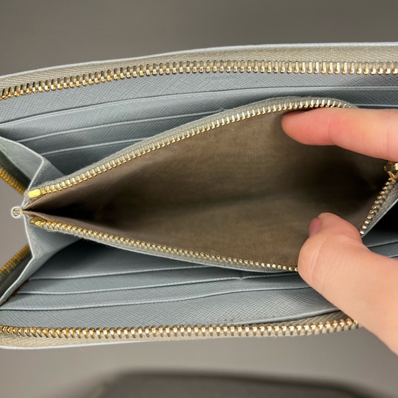 PRADA Blue Saffiano Zippy Wallet
Leather - Picture 3 of 3